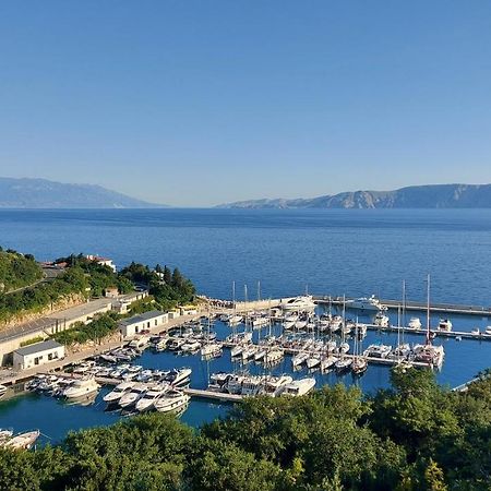 Apartmani Mare Novi Vinodolski Exterior foto