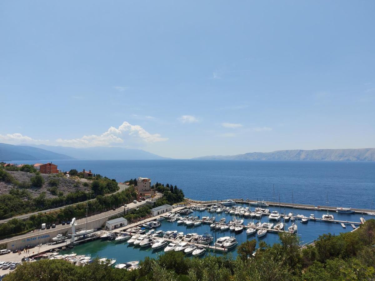 Apartmani Mare Novi Vinodolski Exterior foto